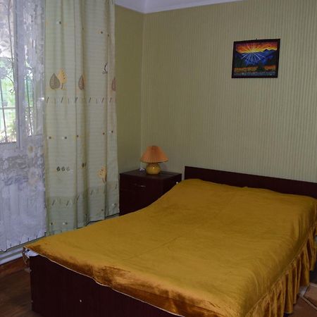 Гостевой Дом Chimgan Apple Garden Номер фото