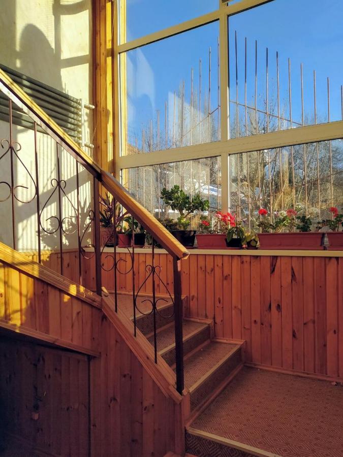 Гостевой Дом Chimgan Apple Garden Экстерьер фото