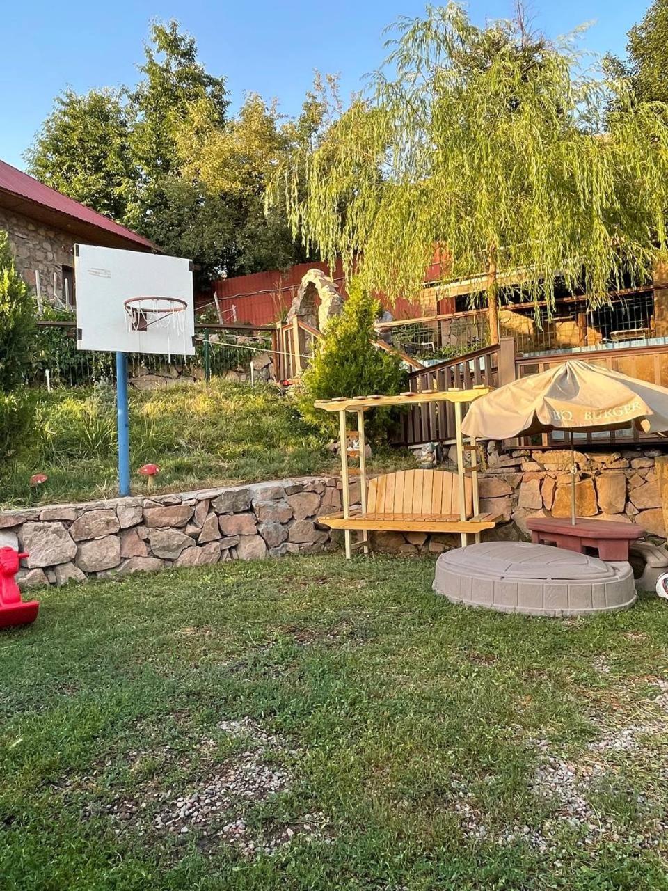 Гостевой Дом Chimgan Apple Garden Экстерьер фото